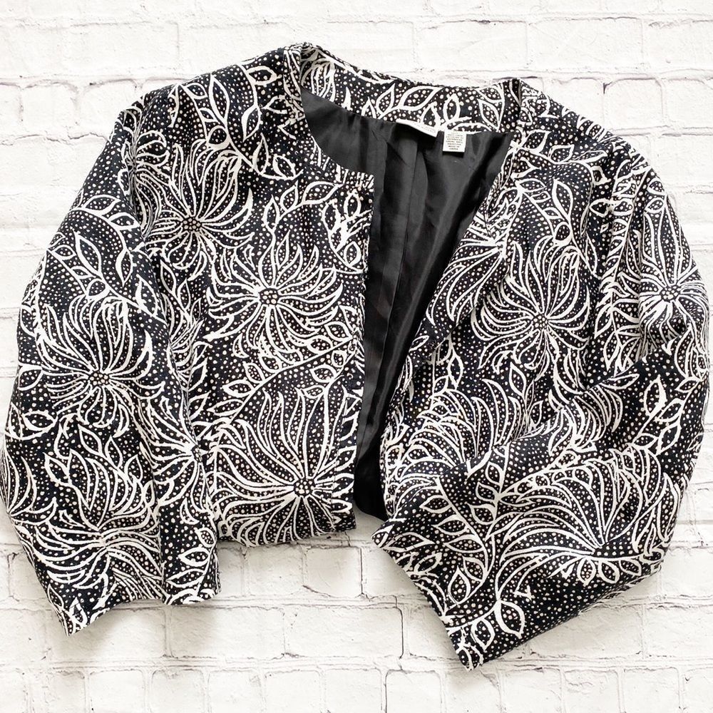 Kim Rogers Black & Cream Floral 3/4 Sleeve Blazer